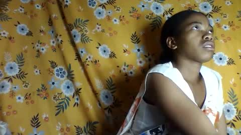 Snapshot of alliciax632770 chatting on December 14, 2025, 1:05 pm alliciax632770 online show from December 14, 2025, 1:05 pm