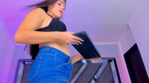 Snapshot of allijadid chatting on January 31, 2025, 10:52 am    online show from January 31, 2025, 10:52 am