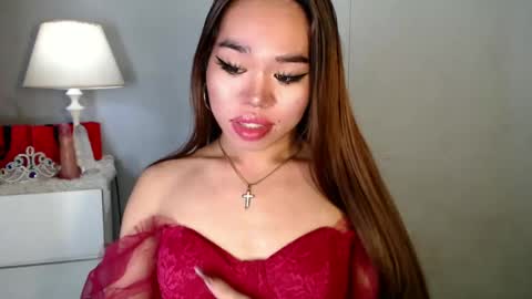 Snapshot of allirah20x chatting on December 17, 2024, 6:42 pm Allirah online show from December 17, 2024, 6:42 pm