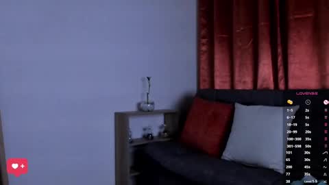 Snapshot of allison0724 chatting on March 5, 2025, 1:10 am online show from March 5, 2025, 1:10 am