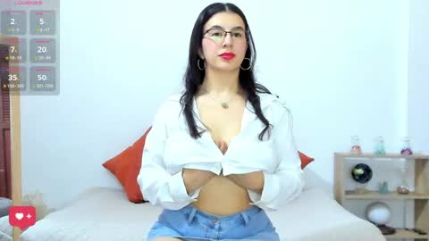 Snapshot of allison0724 chatting on May 29, 2026, 4:27 pm online show from May 29, 2026, 4:27 pm