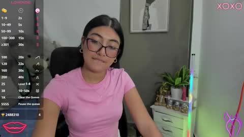 Nana online show from November 24, 2025, 2:22 am