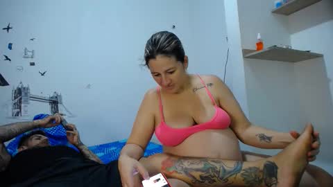 Snapshot of allisonbaby_ chatting on April 28, 2026, 4:28 am allison online show from April 28, 2026, 4:28 am