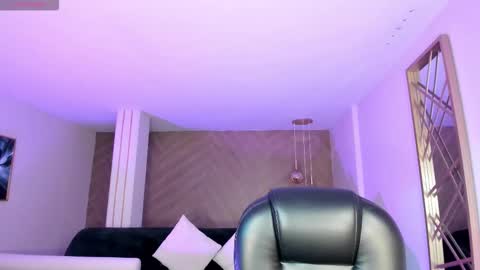 Snapshot of allisonrogersx chatting on December 17, 2025, 3:12 am Allison Rogers online show from December 17, 2025, 3:12 am