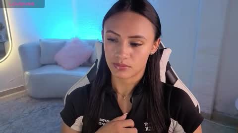 Allisson online show from March 19, 2026, 3:32 am