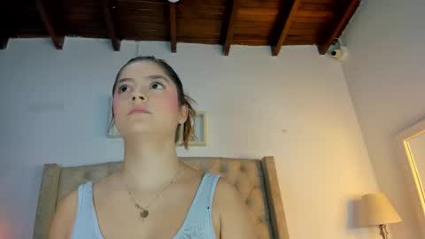 Snapshot of allisson_m chatting on January 8, 2026, 12:07 pm allisson online show from January 8, 2026, 12:07 pm