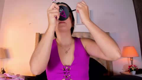 Snapshot of allisson_m chatting on February 5, 2026, 12:10 pm allisson online show from February 5, 2026, 12:10 pm