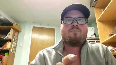 Snapshot of allofuck4 chatting on November 17, 2025, 9:20 pm allofuck4 online show from November 17, 2025, 9:20 pm