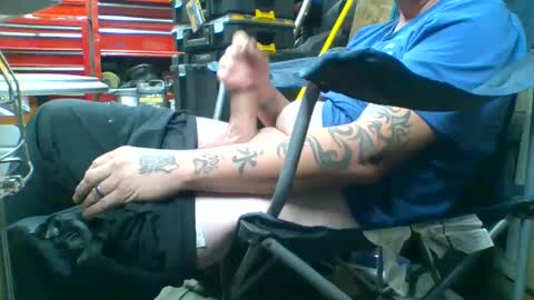 Snapshot of allwolf0323 chatting on October 5, 2025, 9:18 am allwolf0323 online show from October 5, 2025, 9:18 am