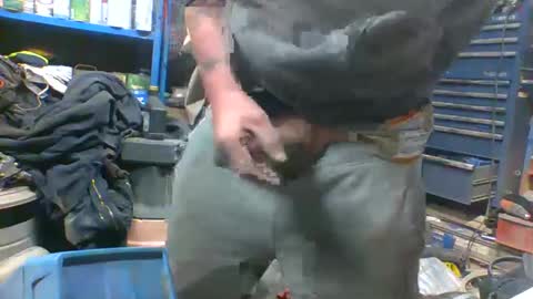 Snapshot of allwolf0323 chatting on November 8, 2025, 10:52 pm allwolf0323 online show from November 8, 2025, 10:52 pm