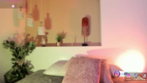 Ally  online show from October 1, 2025, 3:23 am