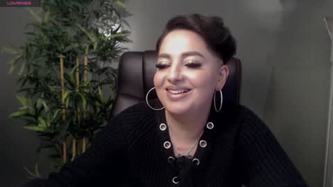 Snapshot of allyiah chatting on February 5, 2025, 1:15 am online show from February 5, 2025, 1:15 am