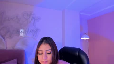 Alisson online show from February 6, 2025, 11:04 pm