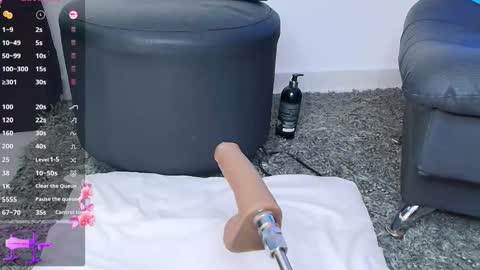 Snapshot of allymdo chatting on November 4, 2025, 7:02 pm allymdo online show from November 4, 2025, 7:02 pm