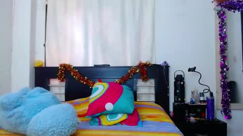 Snapshot of allyson_collins_ chatting on February 12, 2025, 4:22 pm Allyson collins online show from February 12, 2025, 4:22 pm