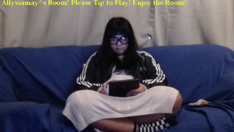 Allyssamay online show from December 16, 2024, 6:32 am