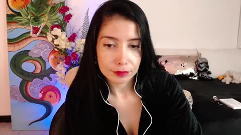 Snapshot of alma_art_ chatting on February 11, 2025, 1:20 am alma_art_ online show from February 11, 2025, 1:20 am