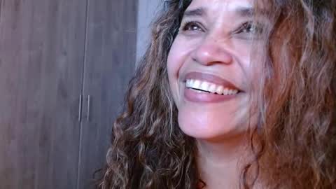 Alma online show from March 9, 2025, 10:08 pm