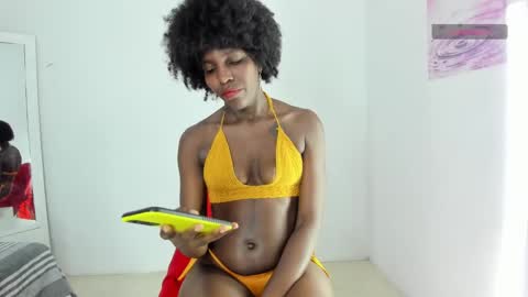 Snapshot of almasaennz chatting on January 16, 2025, 7:10 pm online show from January 16, 2025, 7:10 pm