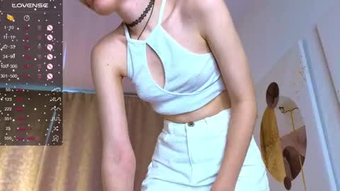 Snapshot of almawood chatting on February 19, 2025, 10:23 am almawood online show from February 19, 2025, 10:23 am