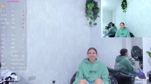 Santy online show from October 28, 2025, 7:38 pm