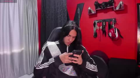 Snapshot of almazz_ chatting on April 15, 2026, 7:58 pm Santy online show from April 15, 2026, 7:58 pm