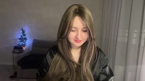 Snapshot of almostinnocent_ chatting on January 5, 2026, 11:30 pm Anna online show from January 5, 2026, 11:30 pm