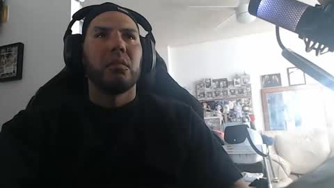 simplyfaded online show from May 3, 2026, 2:39 am