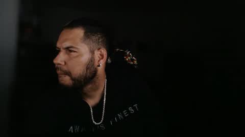 simplyfaded online show from August 6, 2026, 11:56 am