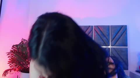 alombramorris online show from December 18, 2025, 11:27 am