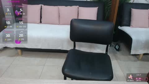 alonddra_tay online show from April 10, 2026, 11:26 am