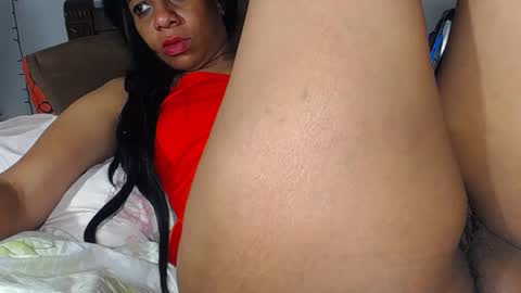 alondra online show from January 19, 2025, 6:53 am