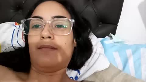 Snapshot of alondracc chatting on October 9, 2025, 4:21 am Contreras online show from October 9, 2025, 4:21 am