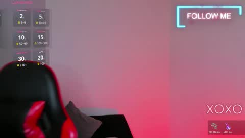 Hazel Bowie online show from January 15, 2026, 11:52 pm