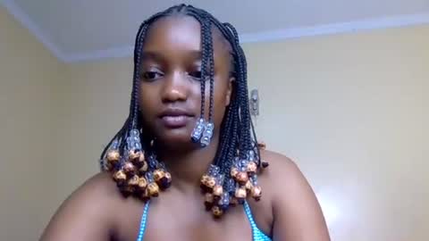 Elly online show from November 18, 2025, 12:38 am