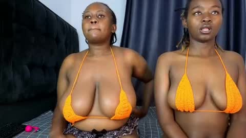 Snapshot of alotta_titties chatting on April 30, 2026, 7:31 pm alotta_titties online show from April 30, 2026, 7:31 pm