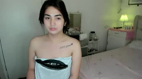 alovelydollnica online show from March 20, 2026, 3:00 am