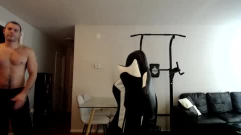 Snapshot of alpha_dominus_king chatting on October 16, 2025, 3:35 pm OF online show from October 16, 2025, 3:35 pm