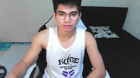 Angelo online show from November 20, 2025, 4:01 am