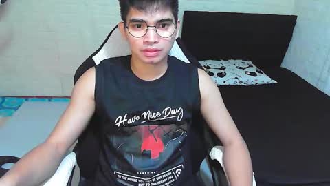 Angelo online show from November 25, 2025, 6:24 am