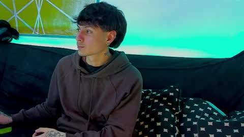 Dioniso online show from April 1, 2026, 8:39 pm