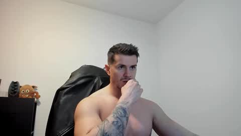 LeatherMaster online show from December 17, 2025, 2:45 pm