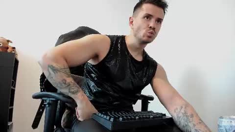 LeatherMaster online show from August 8, 2026, 12:18 pm