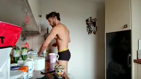 alphah_hunk online show from September 27, 2025, 9:03 am
