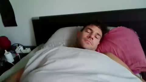 alphah_hunk online show from November 9, 2025, 9:18 am