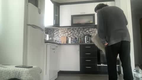 AlphAndre online show from March 8, 2025, 8:00 am