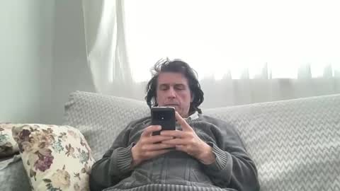 AlphAndre online show from March 11, 2025, 9:13 am