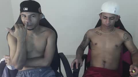 Snapshot of alphas_latins chatting on May 6, 2026, 6:57 pm alphas_latins online show from May 6, 2026, 6:57 pm