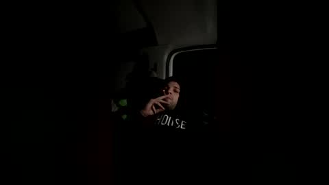 alrifaisuhaib6 online show from December 3, 2025, 2:52 am