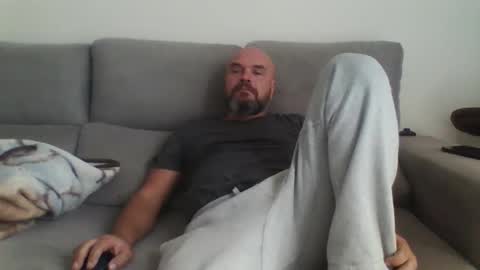 Snapshot of alsi72 chatting on December 20, 2025, 10:33 am alsi72 online show from December 20, 2025, 10:33 am